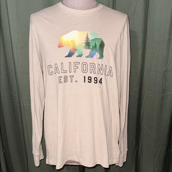 Old Navy California Bear Graphic Long Sleeve Shirt - Cream - Picture 1 of 2